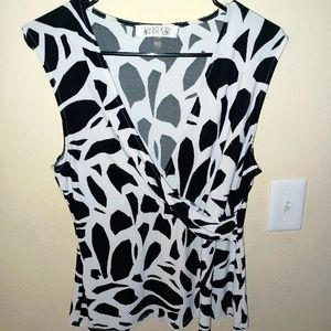 3 for $15 Sleeveless black and white blouse